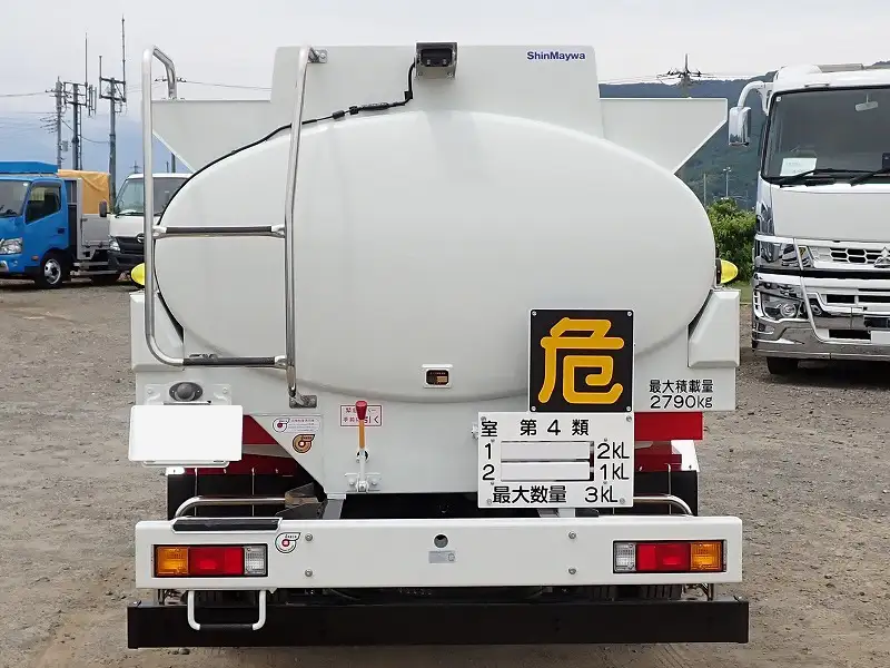 三菱 キャンター 小型 タンク車 ローリー 2RG-FGA50の中古トラック画像4