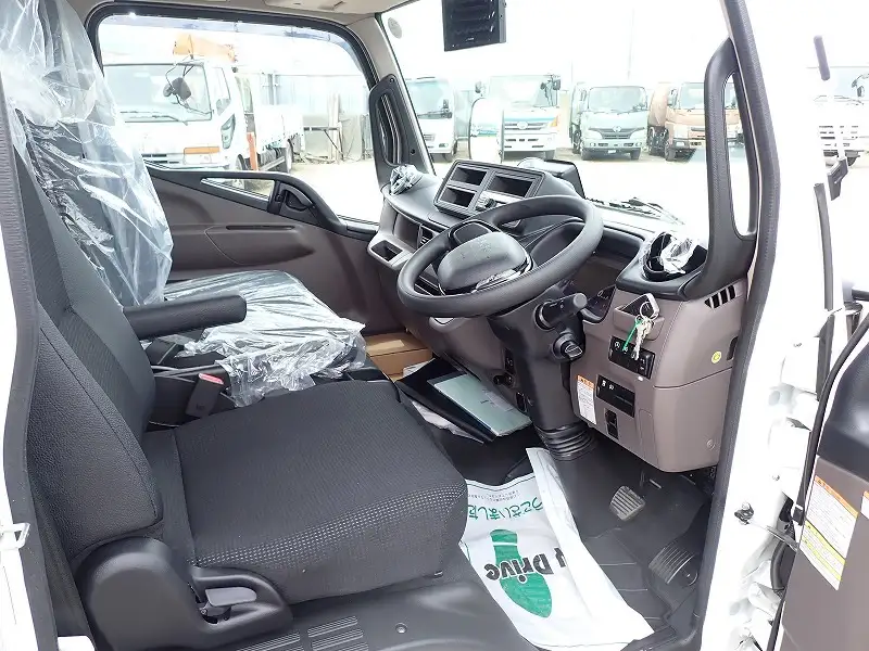 三菱 キャンター 小型 タンク車 ローリー 2RG-FGA50の中古トラック画像10