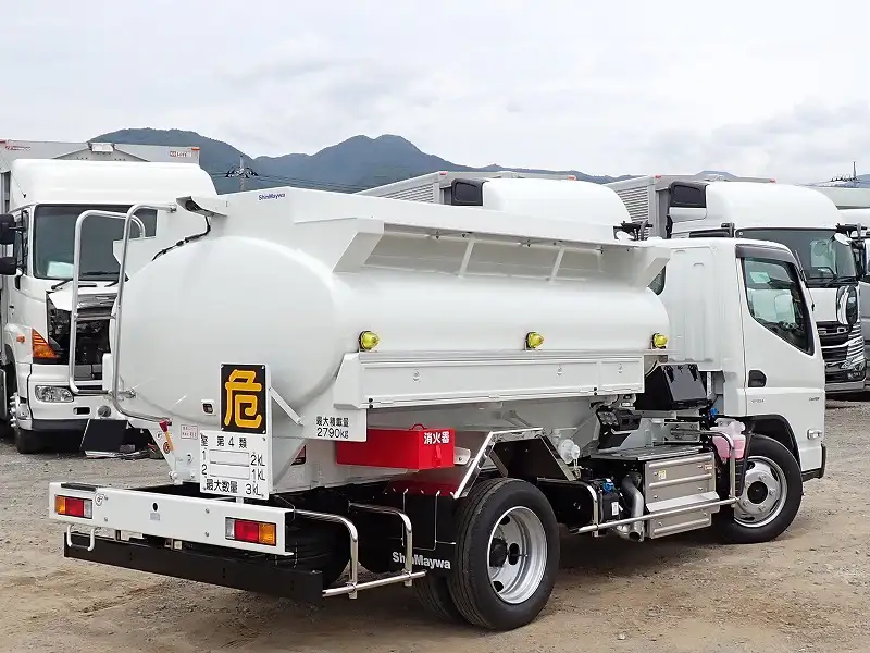 三菱 キャンター 小型 タンク車 ローリー 2RG-FGA50の中古トラック画像3