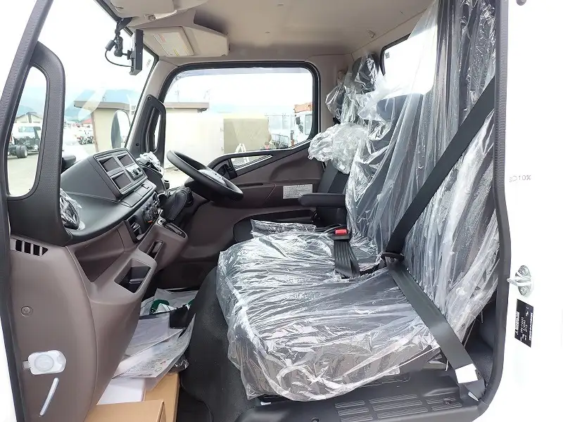 三菱 キャンター 小型 タンク車 ローリー 2RG-FGA50の中古トラック画像11