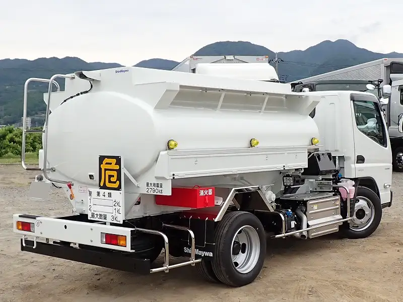 三菱 キャンター 小型 タンク車 ローリー 2RG-FGA50の中古トラック画像3