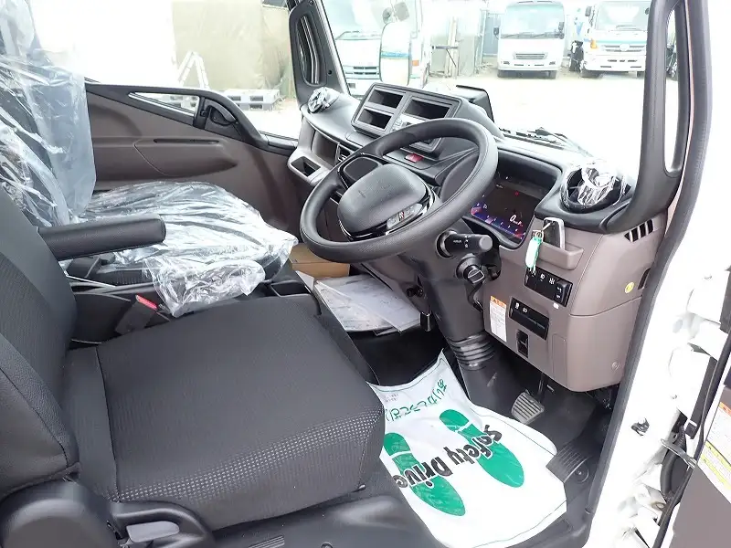三菱 キャンター 小型 タンク車 ローリー 2RG-FGA50の中古トラック画像12