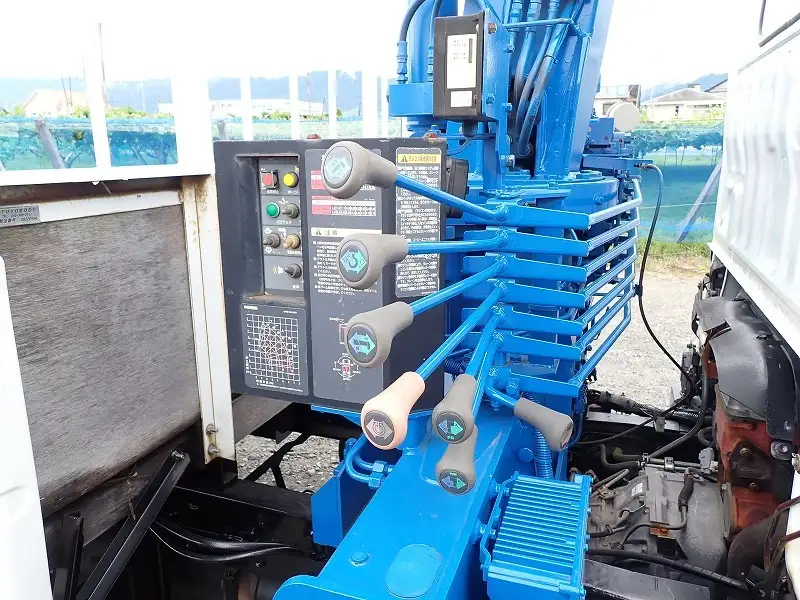 日野 デュトロ 小型 クレーン付 3段 ラジコンの中古トラック画像9
