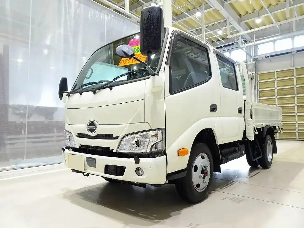 日野 デュトロ 小型 平ボディ Wキャブ 2DG-XZU685M の中古トラック【車両No.189102】