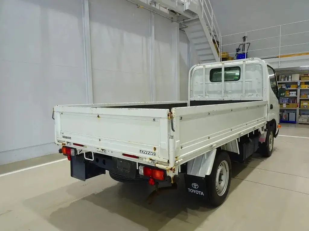 トヨタ ダイナ 小型 平ボディ LDF-KDY281 R2の中古トラック画像3