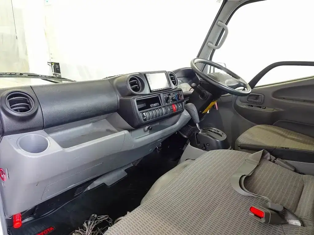 トヨタ ダイナ 小型 平ボディ LDF-KDY281 R2の中古トラック画像11