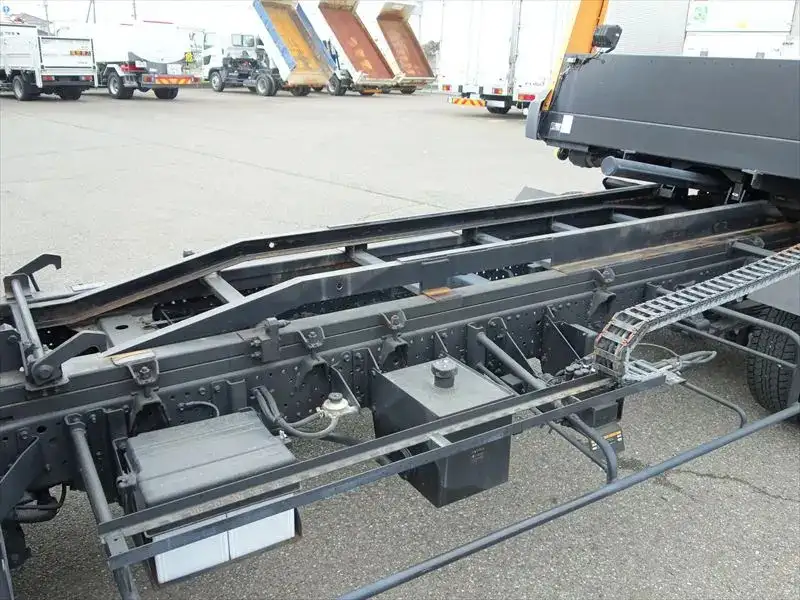 いすゞ エルフ 小型 車両重機運搬 ラジコン ウインチの中古トラック画像16