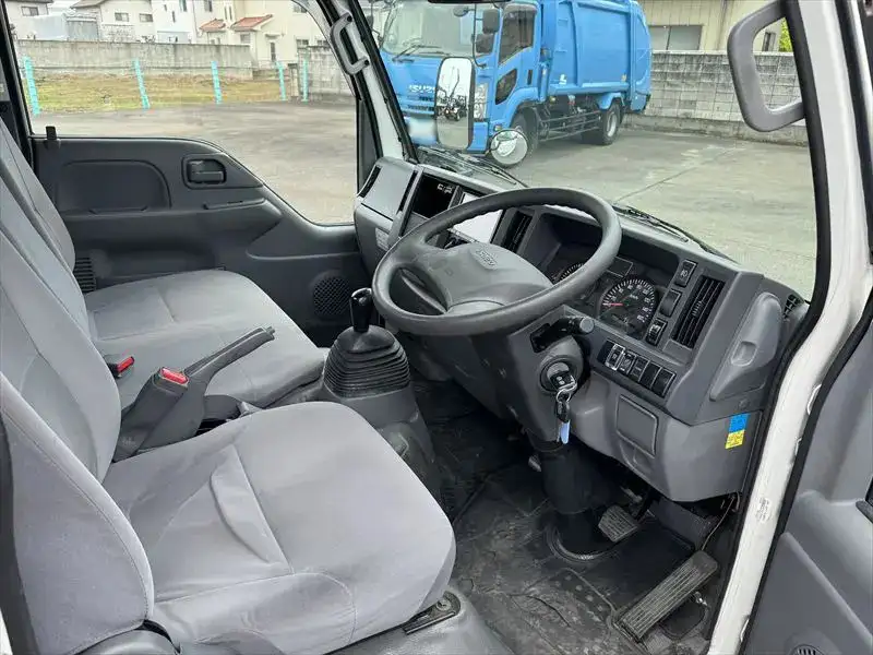 いすゞ エルフ 小型 平ボディ TRG-NKR85A H28の中古トラック画像10