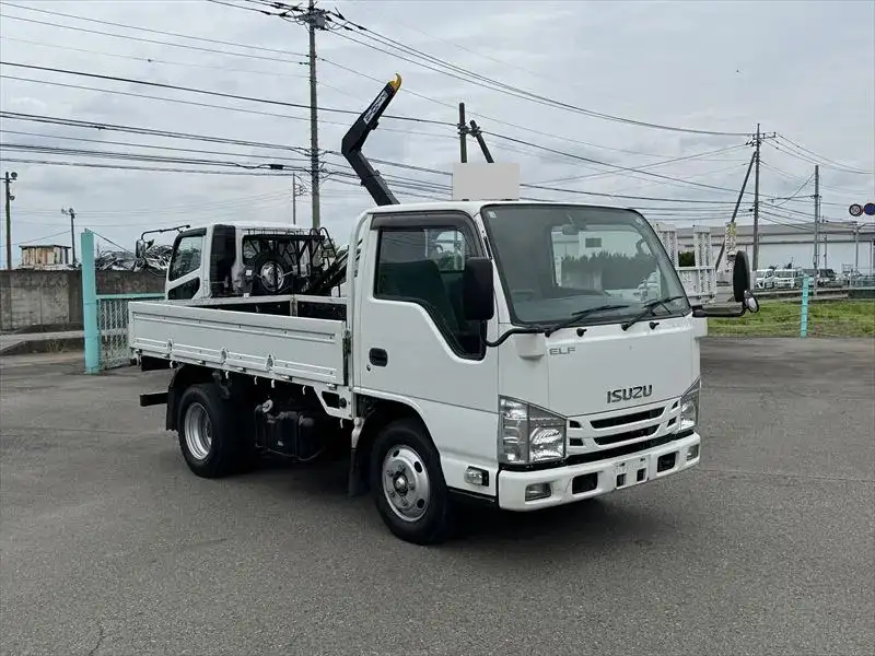 いすゞ エルフ 小型 平ボディ TRG-NKR85A H28の中古トラック画像2