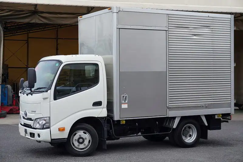 トヨタ ダイナ 小型 アルミバン サイドドア 2RG-XZC605の中古トラック画像1