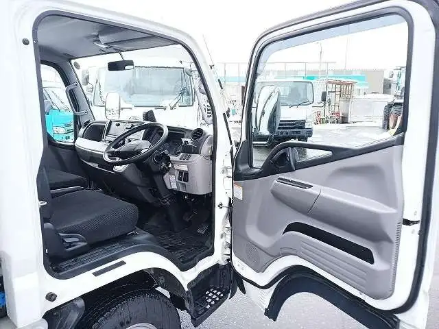 三菱 キャンター 小型 冷凍冷蔵 保冷 キーストンの中古トラック画像11
