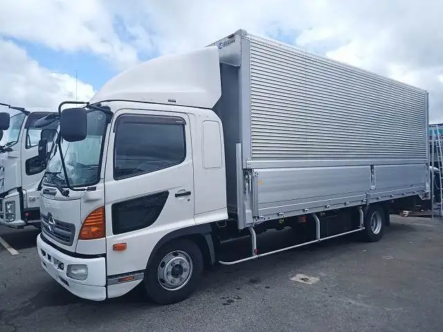 日野 レンジャー 中型/増トン ウイング エアサス ベッドの中古トラック画像1
