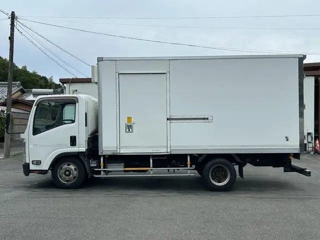 いすゞ エルフ 小型 冷凍冷蔵 中温 2室の中古トラック画像3