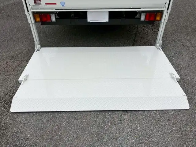 いすゞ エルフ 小型 平ボディ パワーゲート の中古トラック画像6