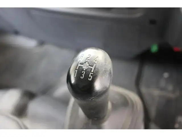 いすゞ エルフ 小型 平ボディ Wキャブ パワーゲートの中古トラック画像13