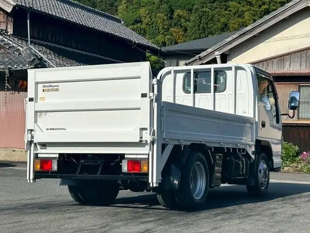 いすゞ エルフ 小型 平ボディ パワーゲート 床鉄板の中古トラック画像2