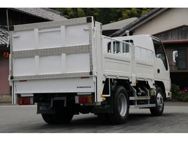 いすゞ エルフ 小型 平ボディ パワーゲート 床鉄板の中古トラック画像2