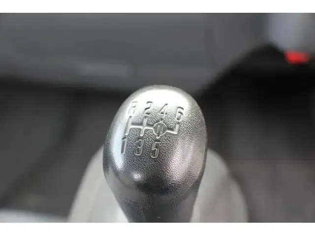 いすゞ エルフ 小型 平ボディ パワーゲート 床鉄板の中古トラック画像11