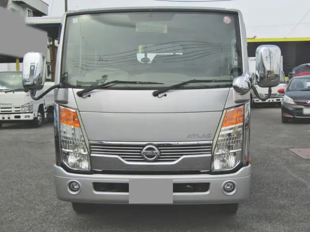 日産 アトラス 小型 平ボディ Wキャブ パワーゲートの中古トラック画像2