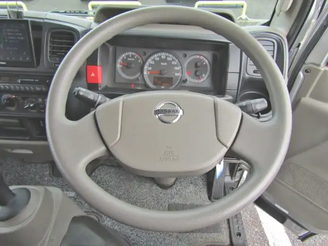 日産 アトラス 小型 平ボディ Wキャブ パワーゲートの中古トラック画像12