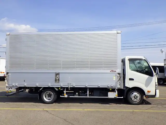 日野 デュトロ 小型 ウイング TKG-XZU720M H27の中古トラック画像3