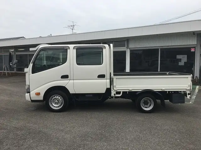 トヨタ ダイナ 小型 平ボディ Wキャブ 3BF-TRY230の中古トラック画像4