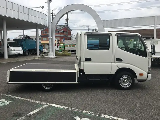 トヨタ ダイナ 小型 平ボディ Wキャブ 3BF-TRY230の中古トラック画像6