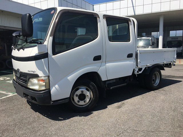 日野 デュトロ 小型 平ボディ Wキャブ 2RG-XZU605M の中古トラック【車両No.189340】