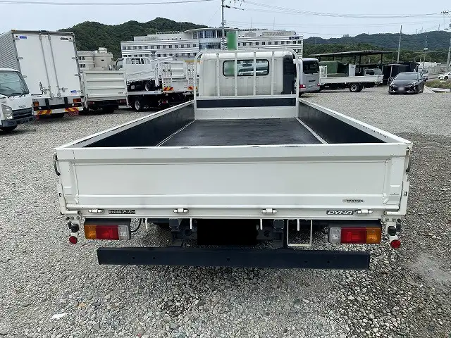 トヨタ ダイナ 小型 平ボディ TKG-XZU722 H30の中古トラック画像4