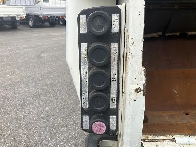 いすゞ エルフ 小型 パッカー車 プレス式 TPG-NKR85ANの中古トラック画像10