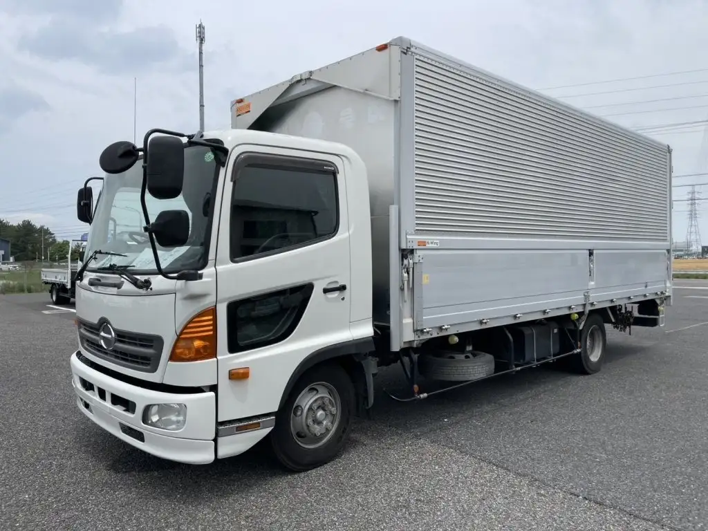 日野 レンジャー 中型/増トン ウイング エアサス TKG-FC9JKAGの中古トラック画像1