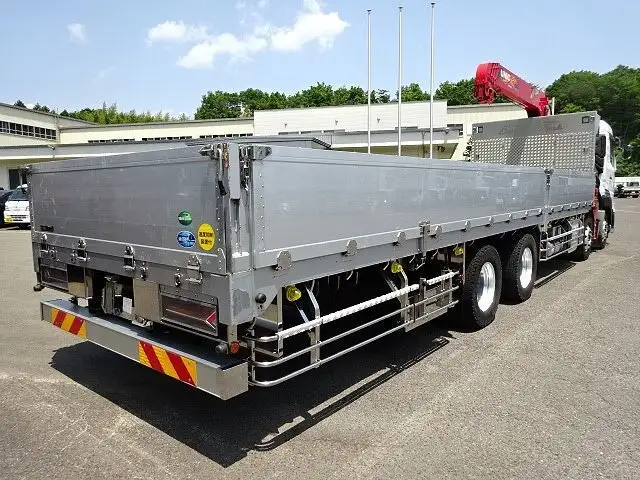 日産UD クオン 大型 クレーン付 アルミブロック エアサスの中古トラック画像2