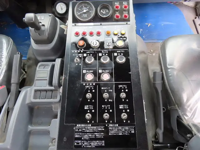 いすゞ フォワード 中型/増トン タンク車 その他 2PG-FRR90T2の中古トラック画像像17