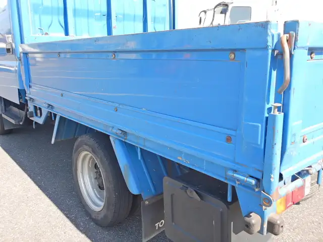 トヨタ ダイナ 小型 平ボディ Wキャブ TC-TRY230の中古トラック画像9