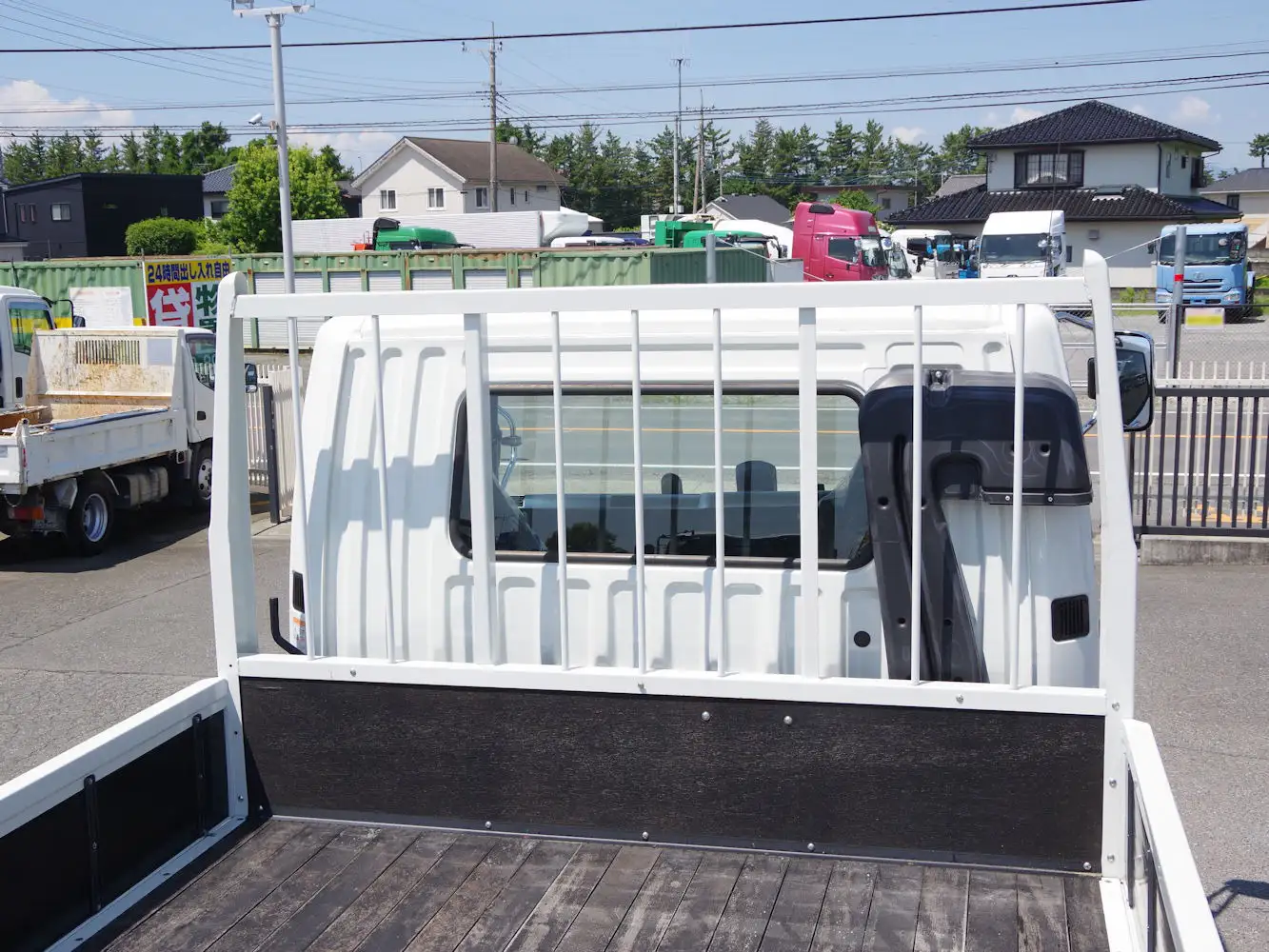 三菱 ファイター 中型/増トン 平ボディ ベッド 2KG-FK62FZの中古トラック画像8