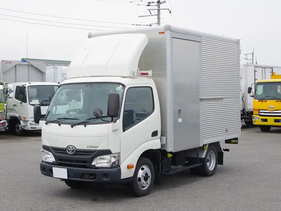 トヨタ ダイナ 小型 アルミバン サイドドア TPG-XZU605 の中古トラック【車両No.189453】