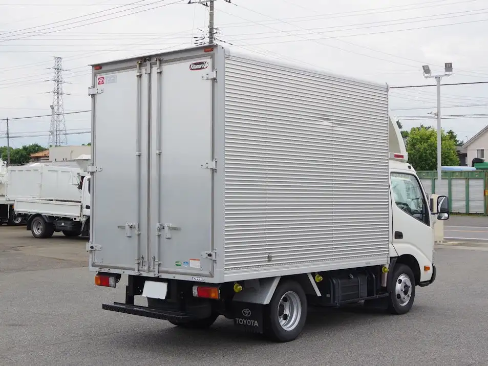 トヨタ ダイナ 小型 アルミバン サイドドア TPG-XZU605の中古トラック画像2