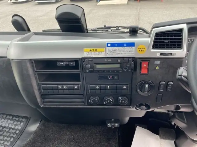 三菱 ファイター 中型/増トン 車両重機運搬 4段クレーン ラジコンの中古トラック画像16