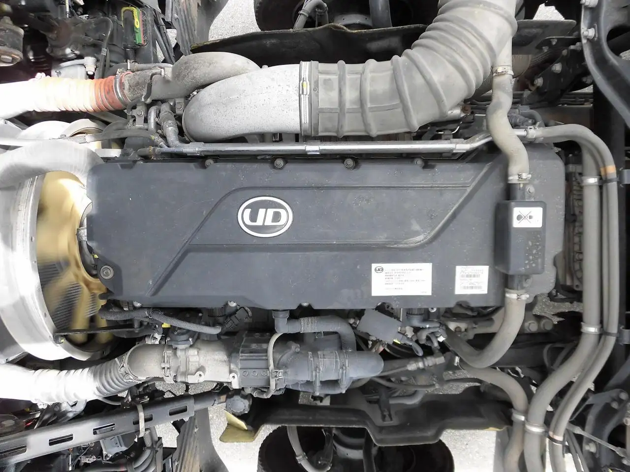 日産UD クオン 大型 ウイング エアサス ベッドの中古トラック画像20