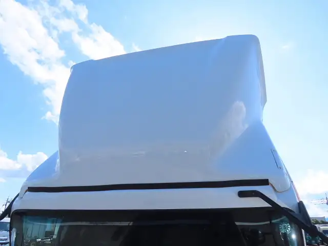 いすゞ フォワード 中型/増トン ウイング エアサス ベッドの中古トラック画像10