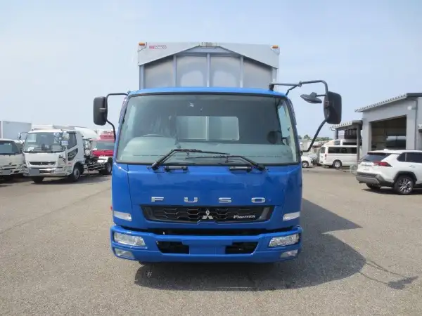 三菱 ファイター 中型/増トン ウイング パワーゲート ベッドの中古トラック画像3