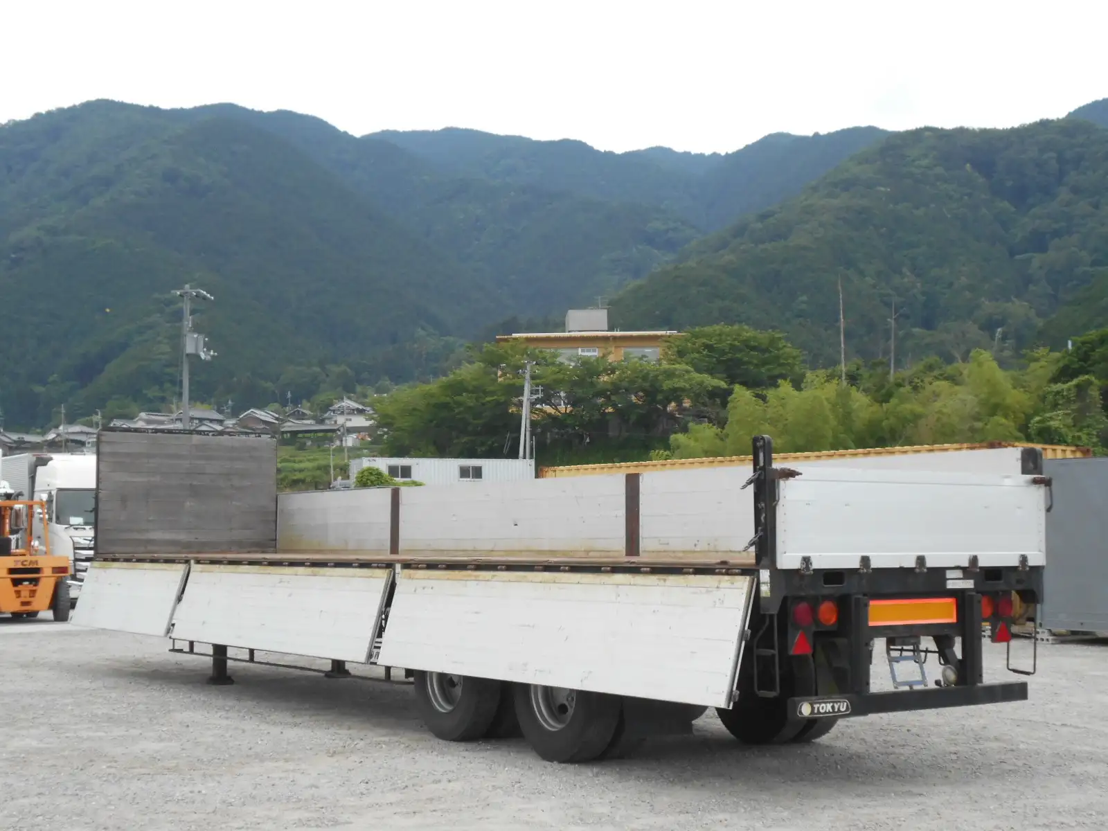 国内・その他 国産車その他 トレーラー/その他 トレーラー 2軸 TF28H7B2の中古トラック画像5