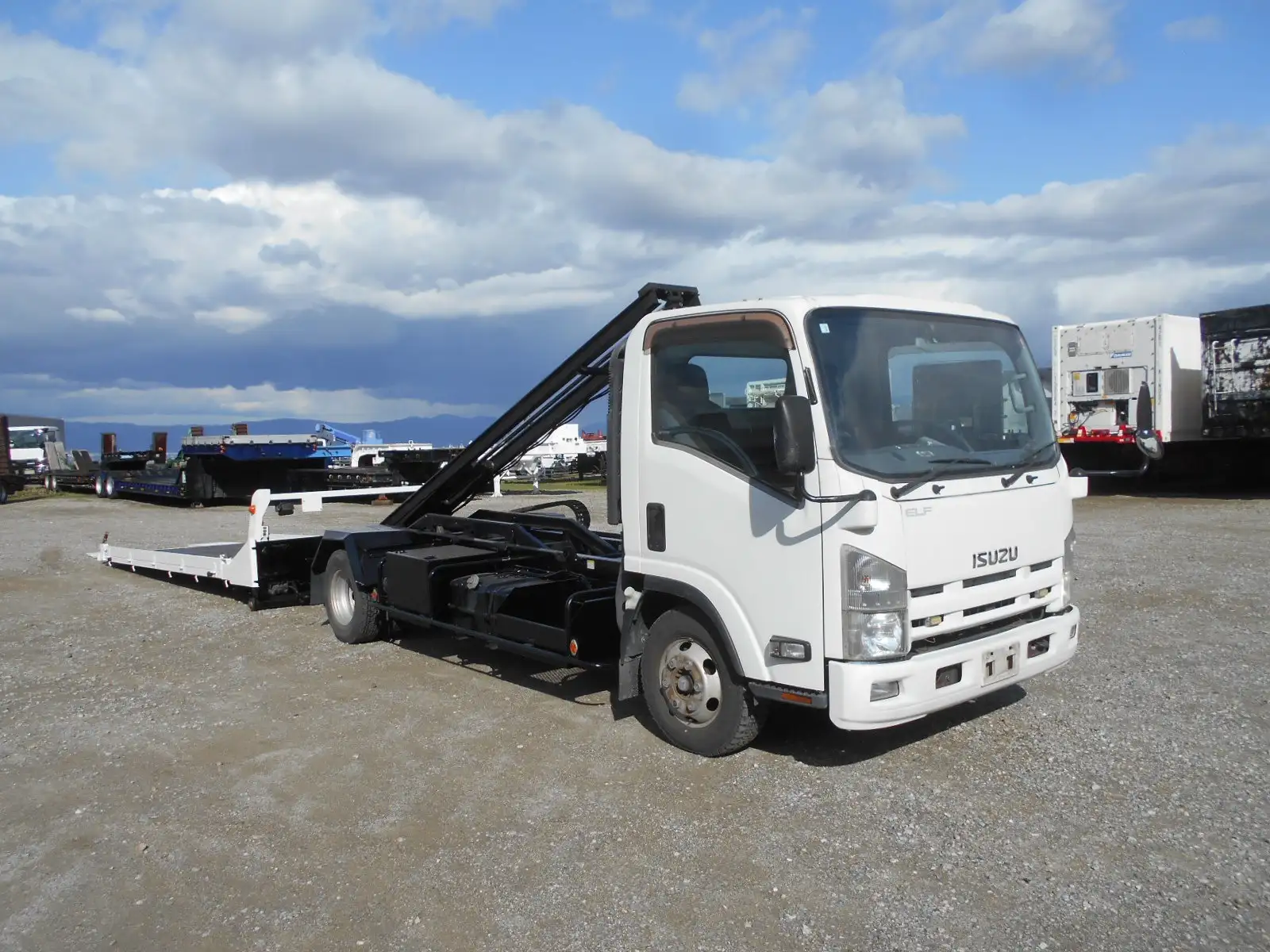 いすゞ エルフ 小型 車両重機運搬 ラジコン ウインチの中古トラック画像2