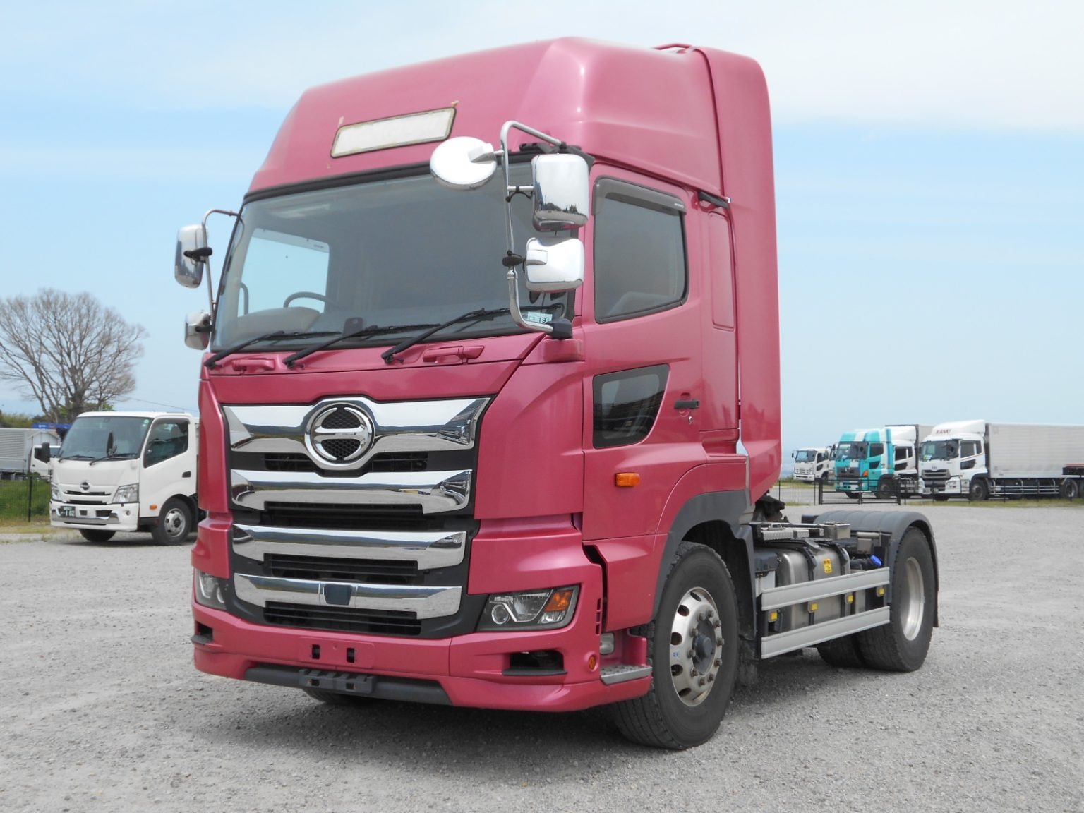 日野 プロフィア 大型 トラクター