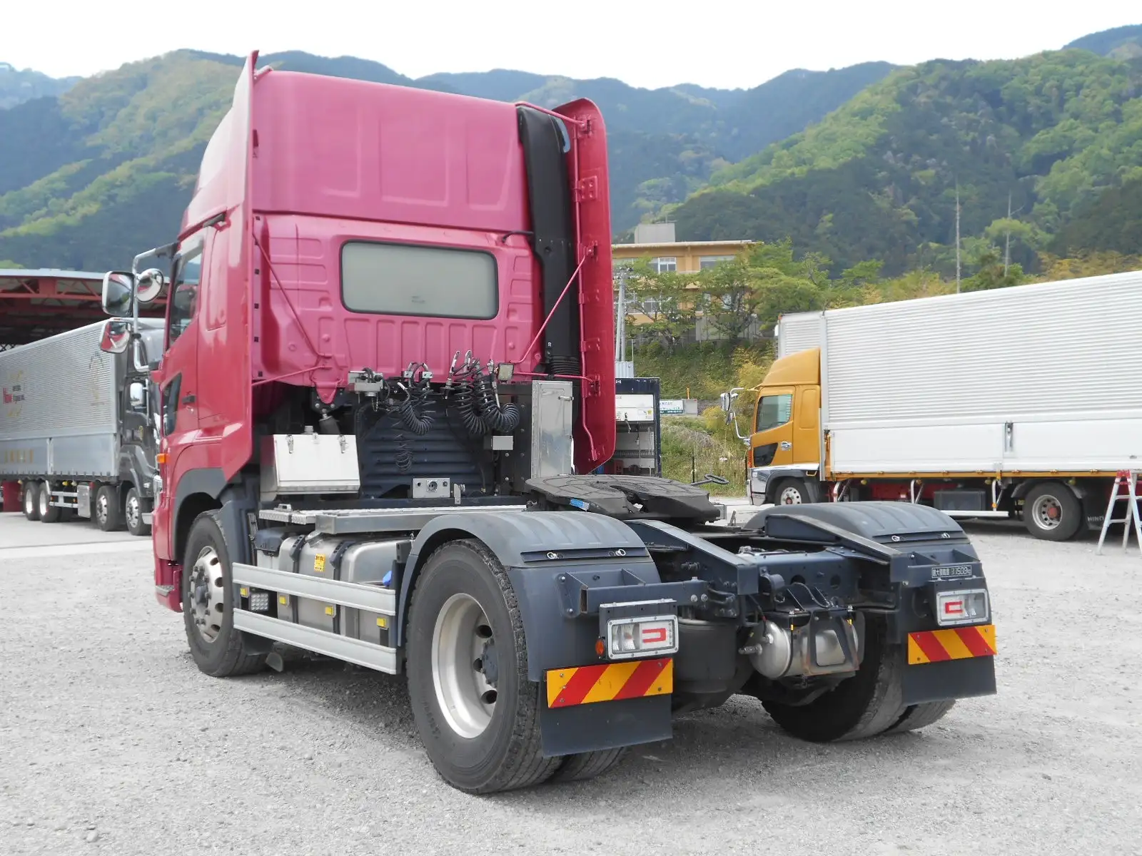 日野 プロフィア 大型 トラクター ハイルーフ 1デフの中古トラック画像5