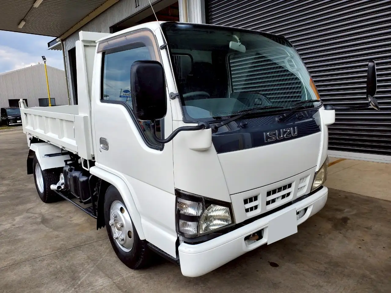 いすゞ エルフ 小型 ダンプ ローダー PB-NKR81Nの中古トラック画像2