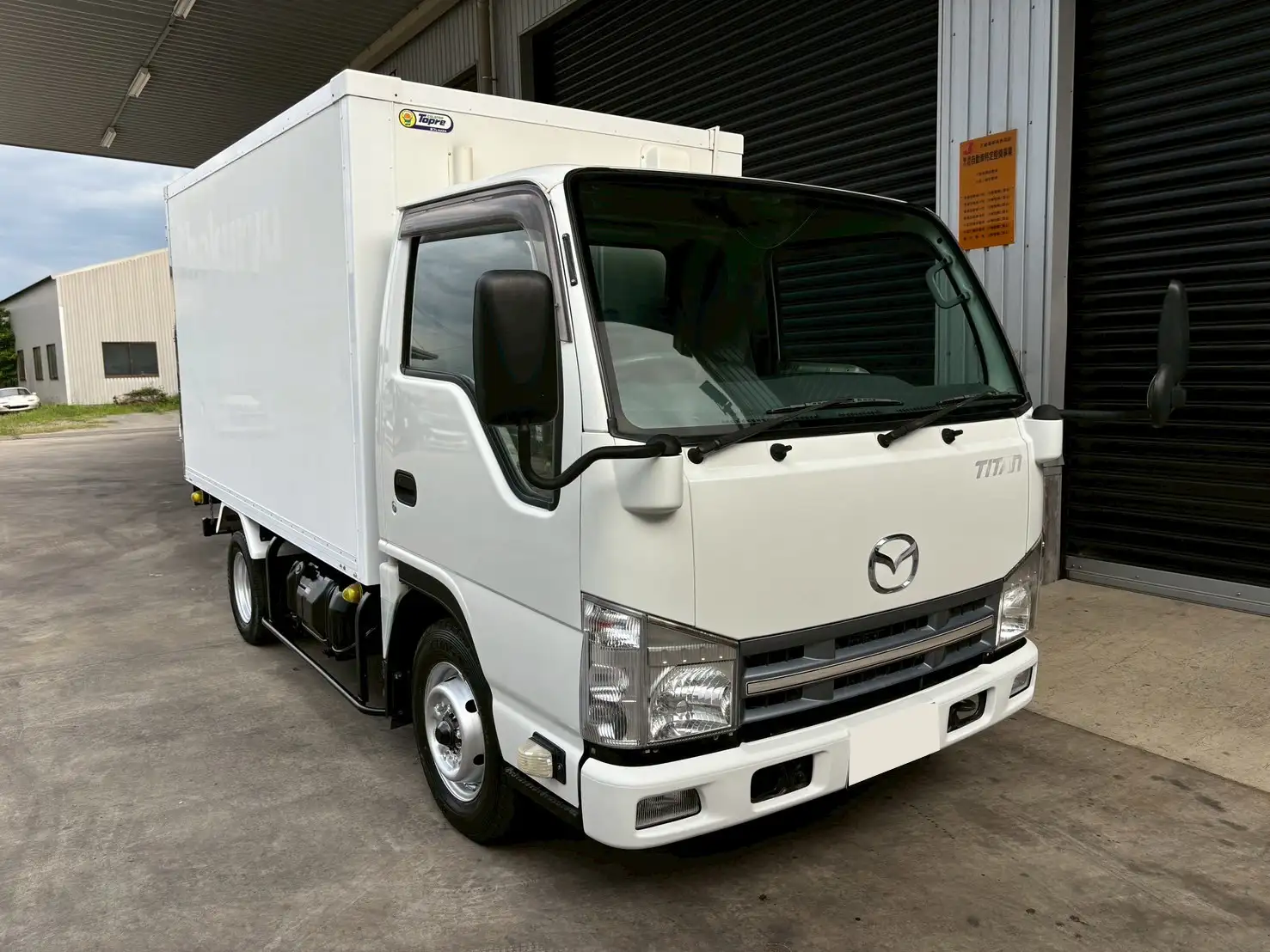 マツダ タイタン 小型 冷凍冷蔵 低温 サイドドアの中古トラック画像3