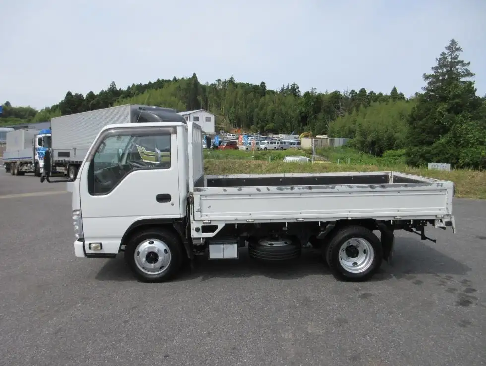 いすゞ エルフ 小型 平ボディ TKG-NKR85A H26の中古トラック画像5