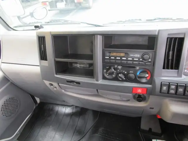いすゞ エルフ 小型 平ボディ TKG-NJR85A H26の中古トラック画像16