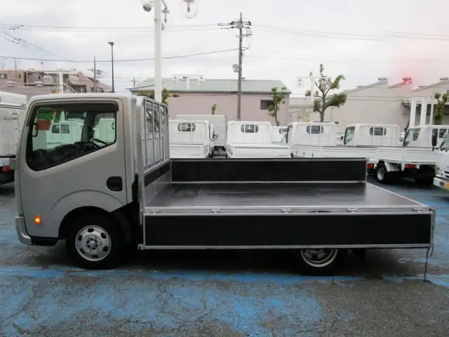 日産 アトラス 小型 平ボディ カスタム CBF-SQ2F24の中古トラック画像9